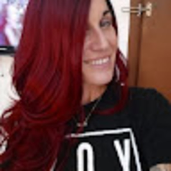 Meet your Posher, Rebecca - Picture 1 of 1